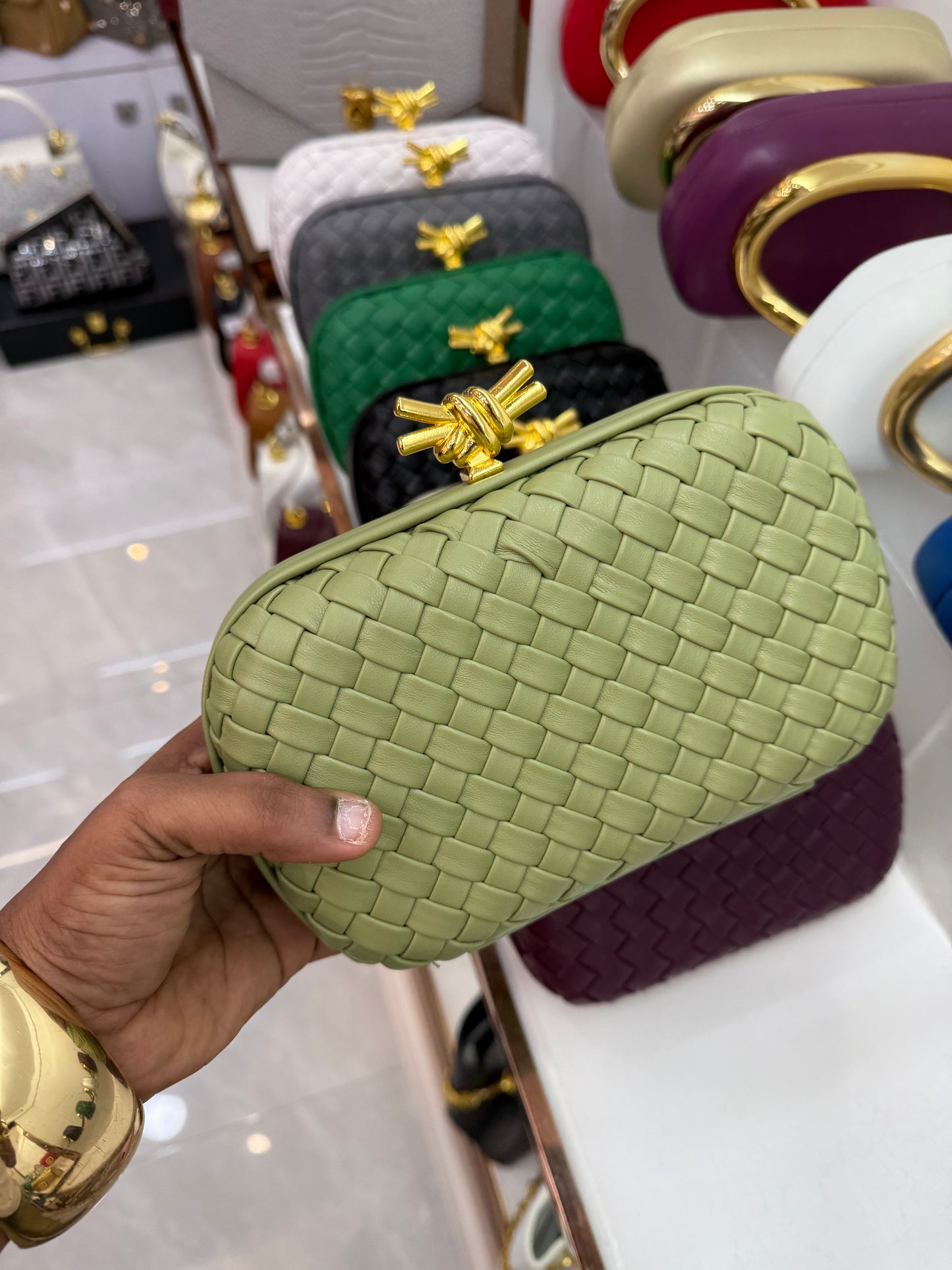 # 2505 OWANBE BOX BAG