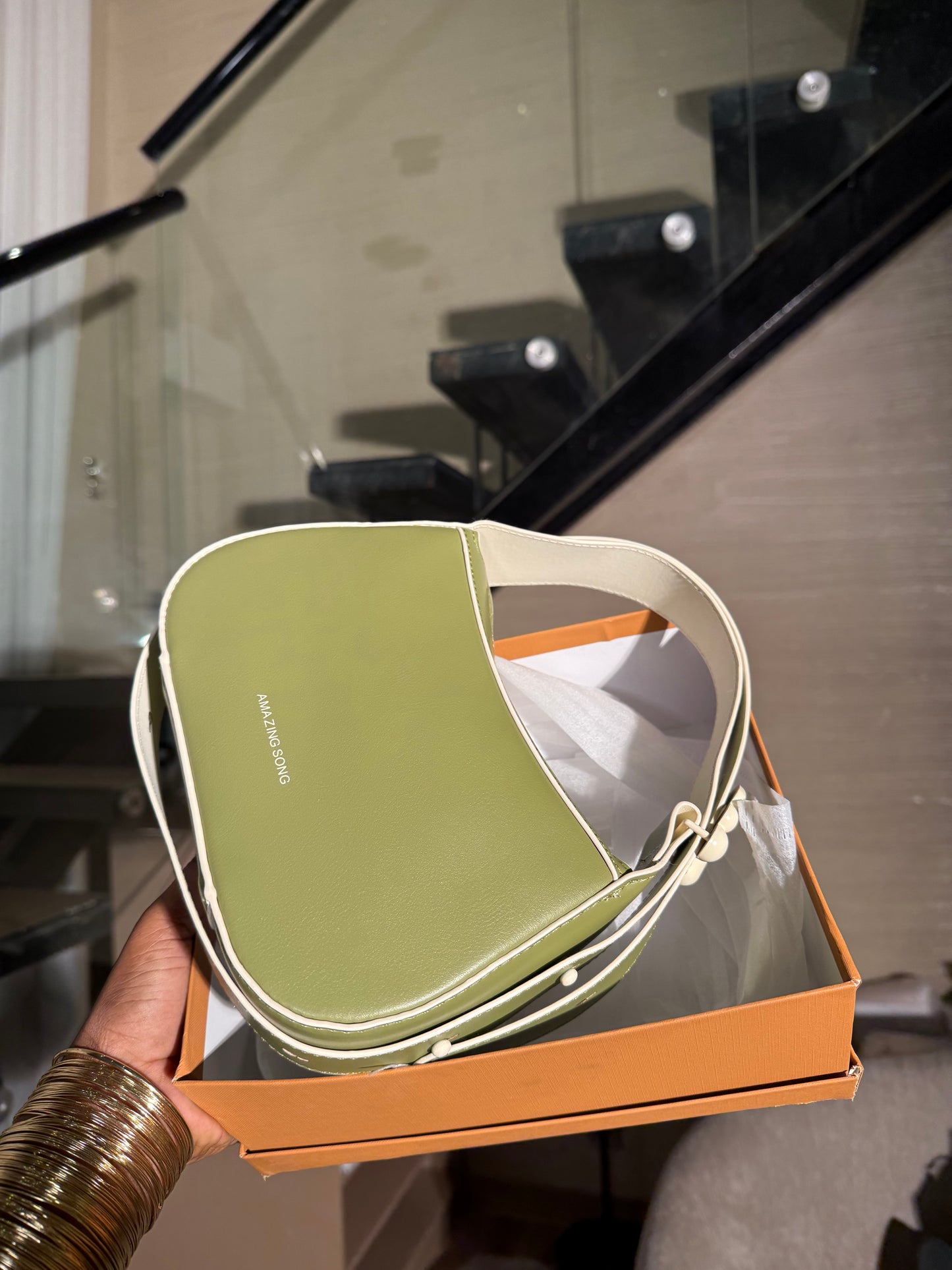 # Amazing song box bag