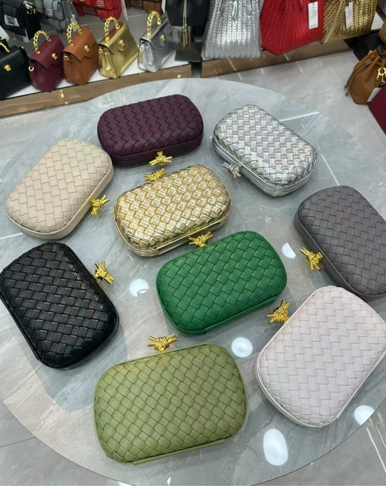 # 2505 OWANBE BOX BAG