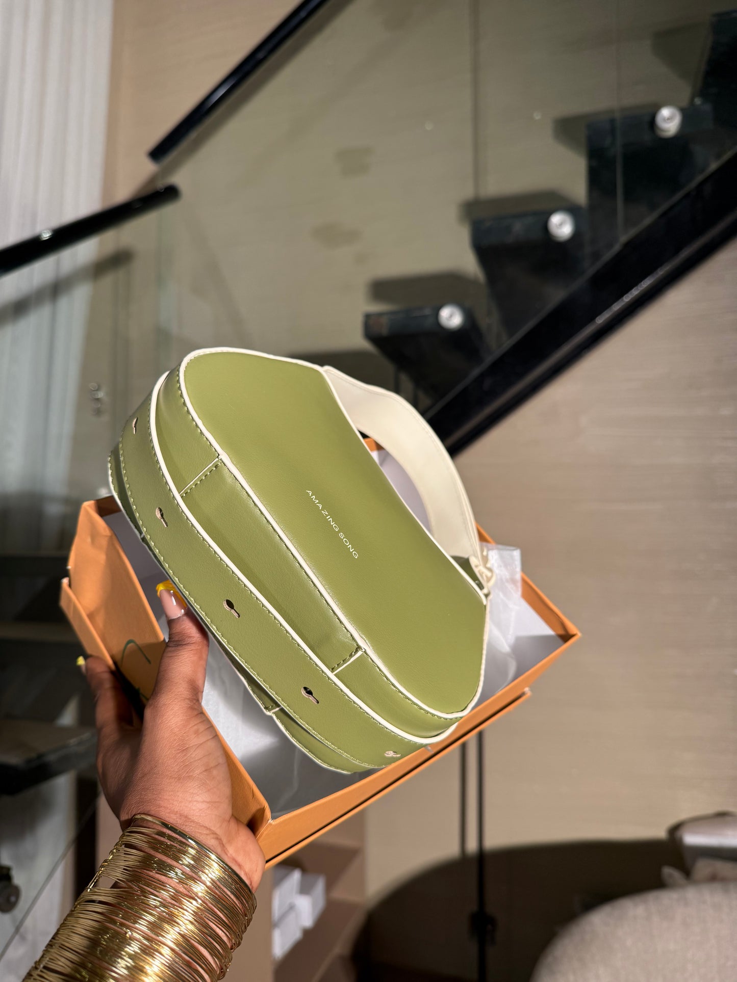 # Amazing song box bag