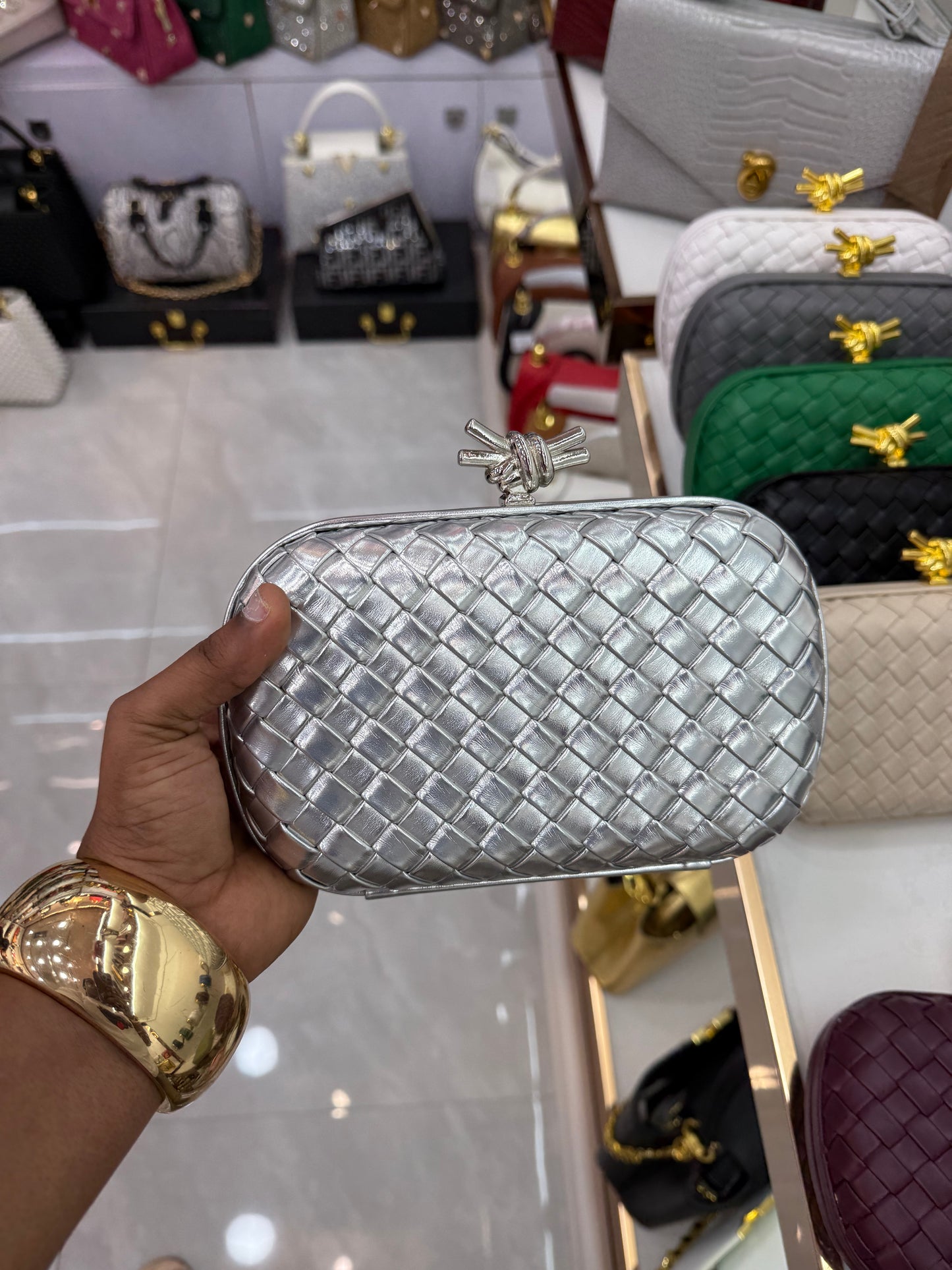 # 2505 OWANBE BOX BAG