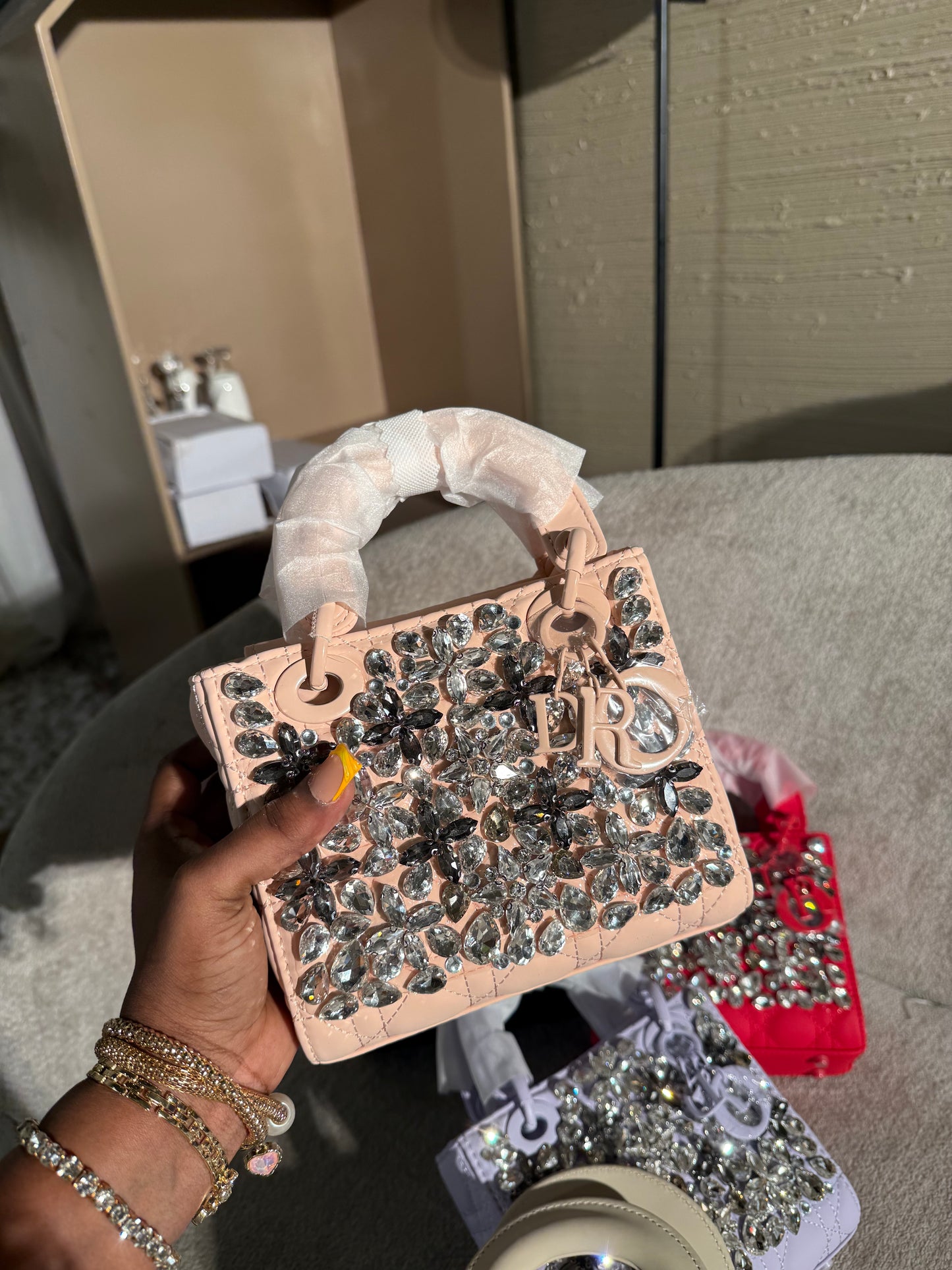 # VR23058 STONED LUXURY BAG