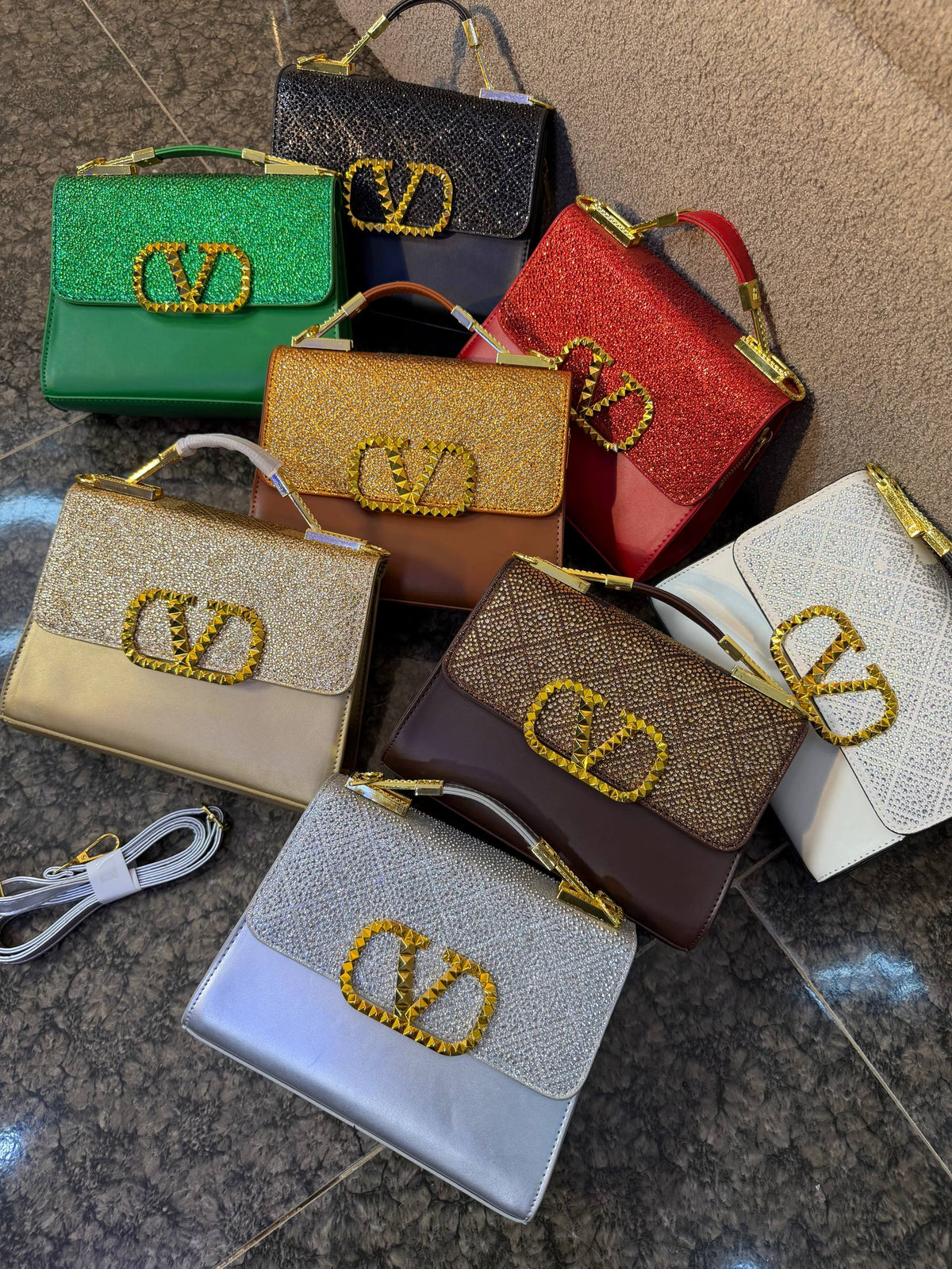 # 0 288137 CVD BAG