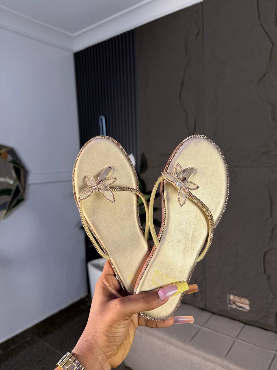# 0 Star slippers