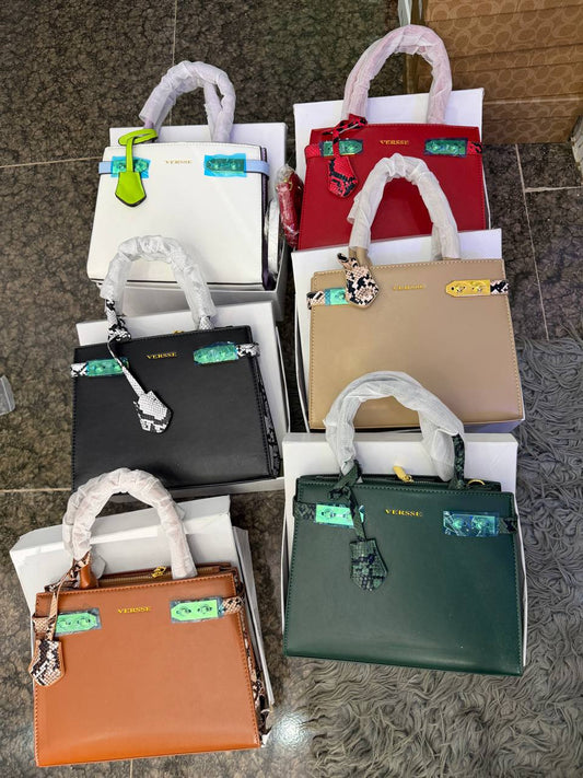 # 0 3021 PERFECT BOX BAG