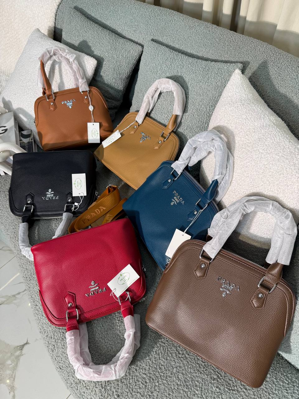 # 0 8851 Prada bag