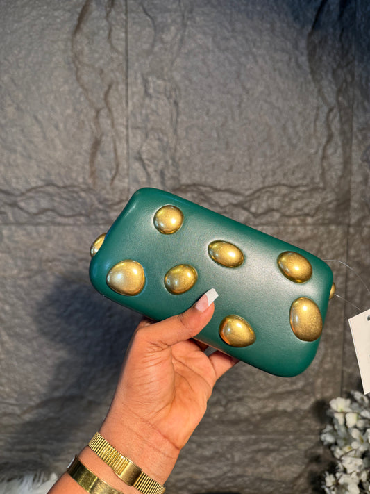 # 0 Slay queen box bag