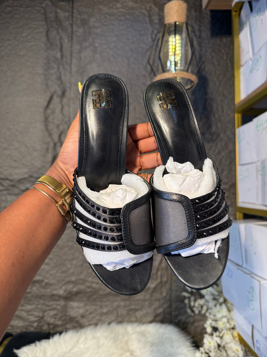 #  0 Netstone heels 👠