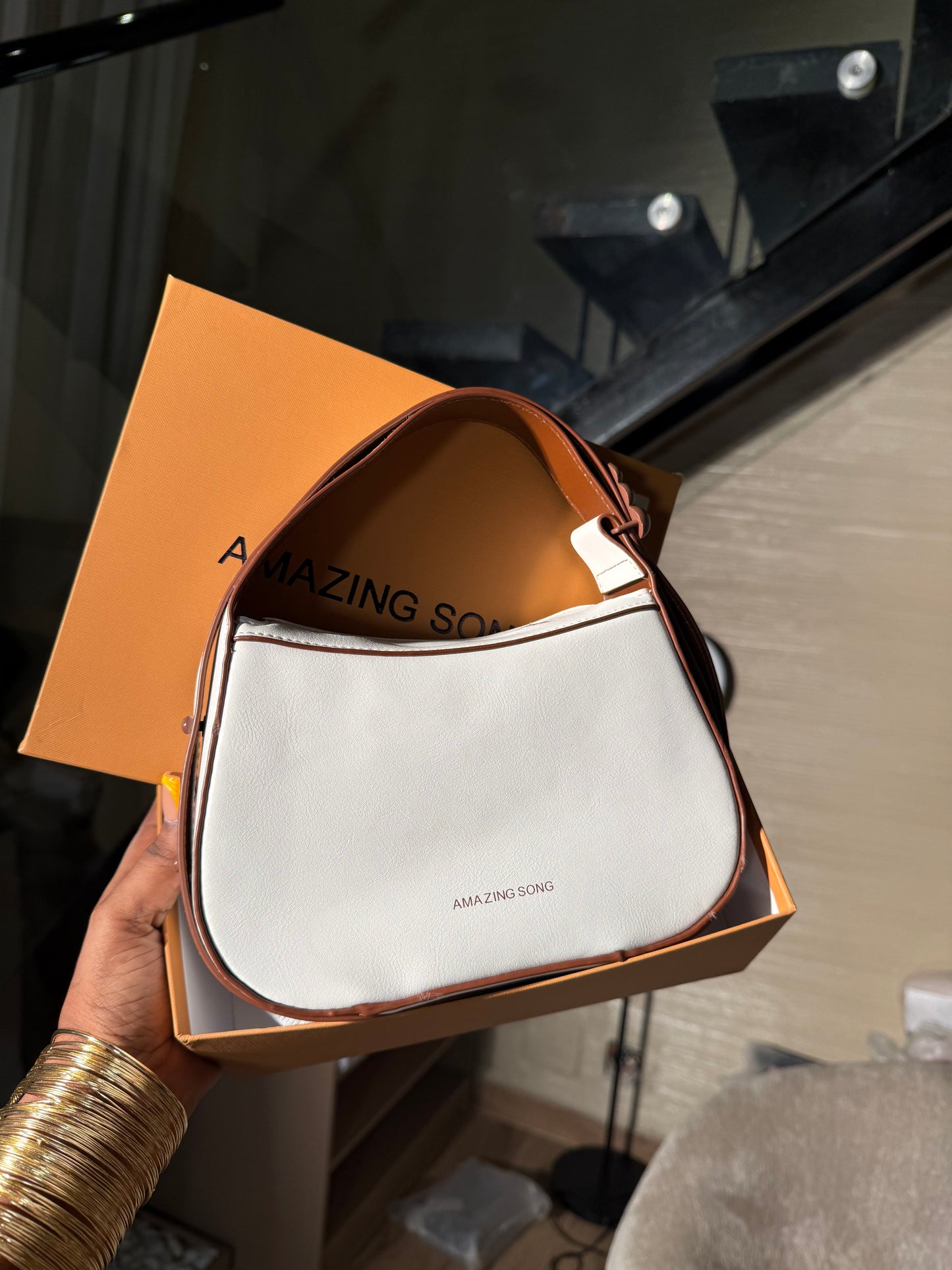 # Amazing song box bag