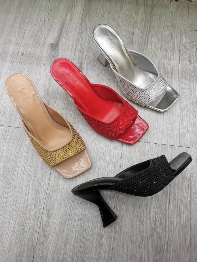 # A195 Preety heels 👠