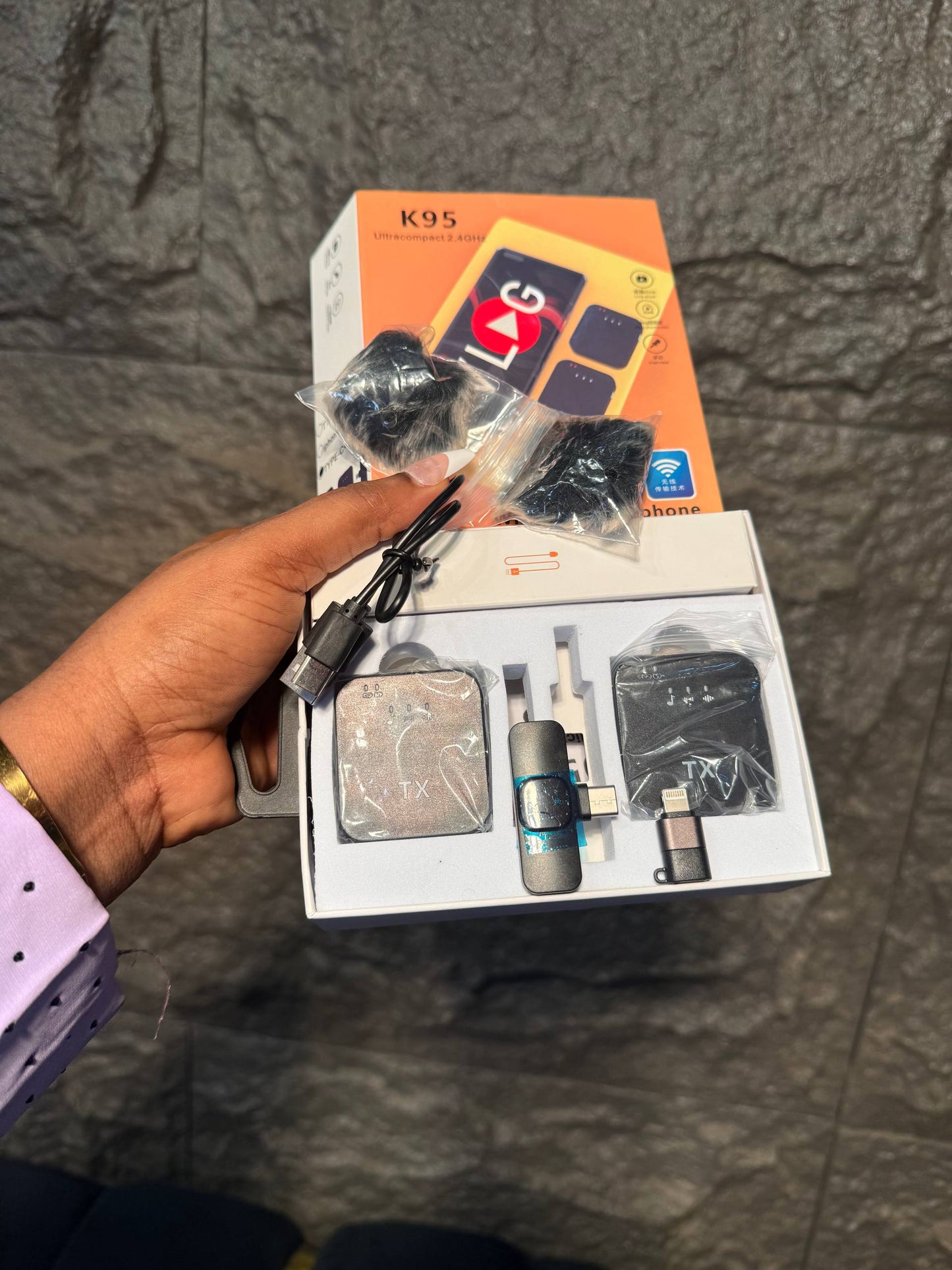 # 0 K95 WIRELESS MICROPHONE