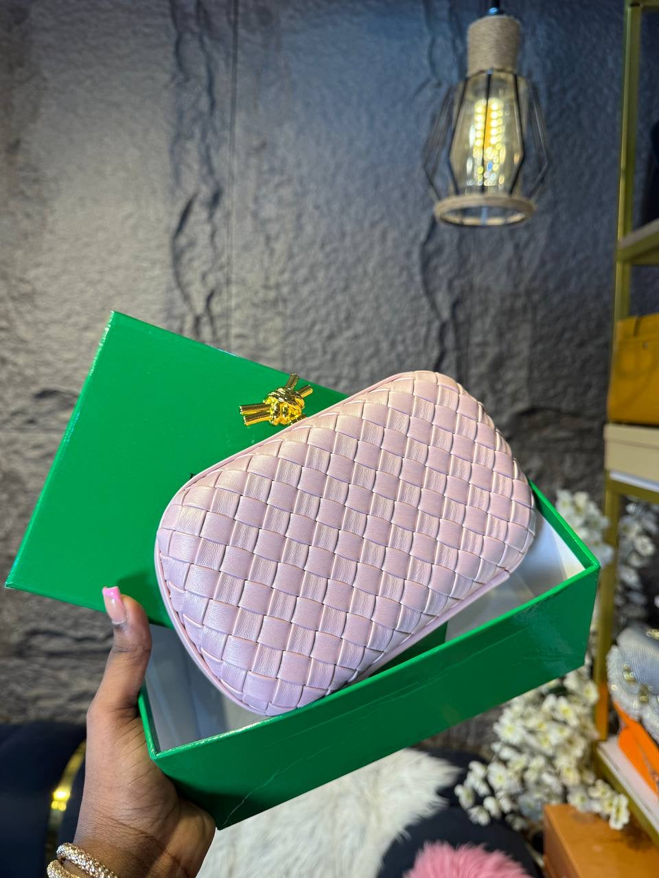 # 0 2505 OWANBE BOX BAG