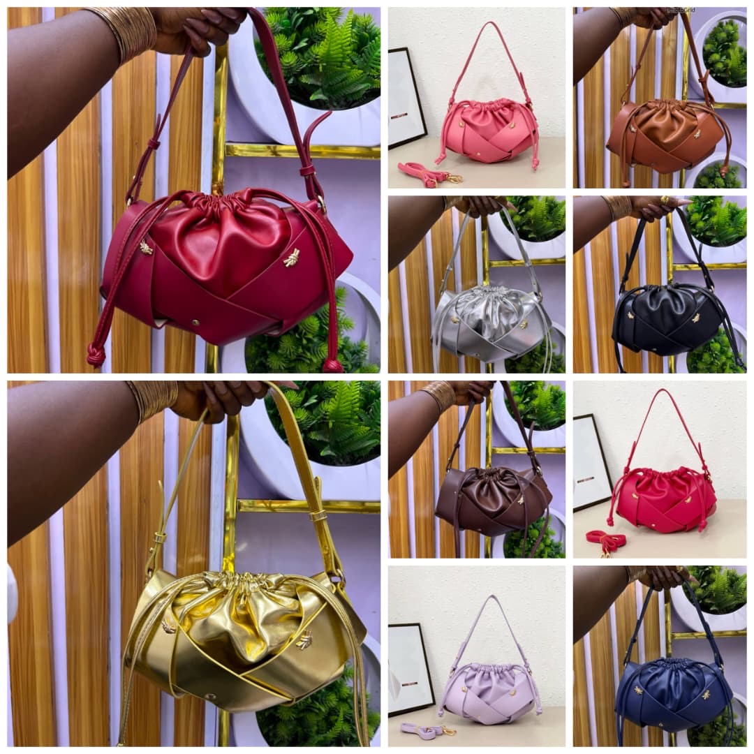 # 0 1962 BOTTEGA BOX BAG