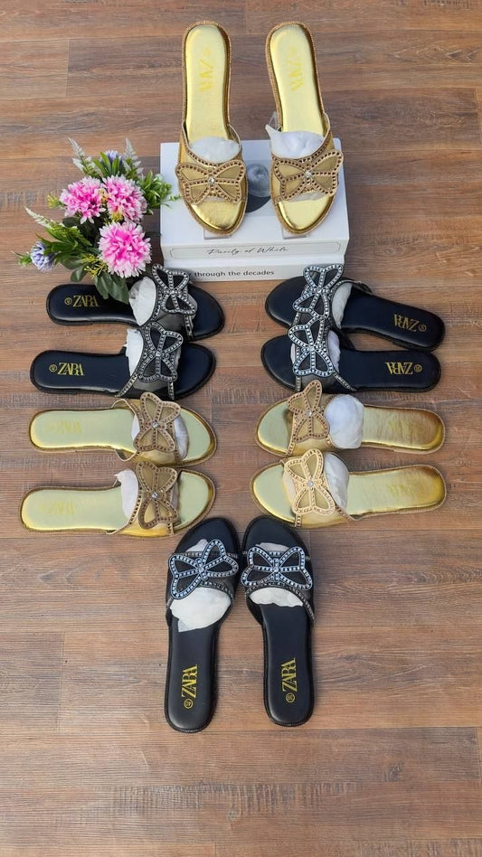# 0 MC-C03 SLIPPERS
