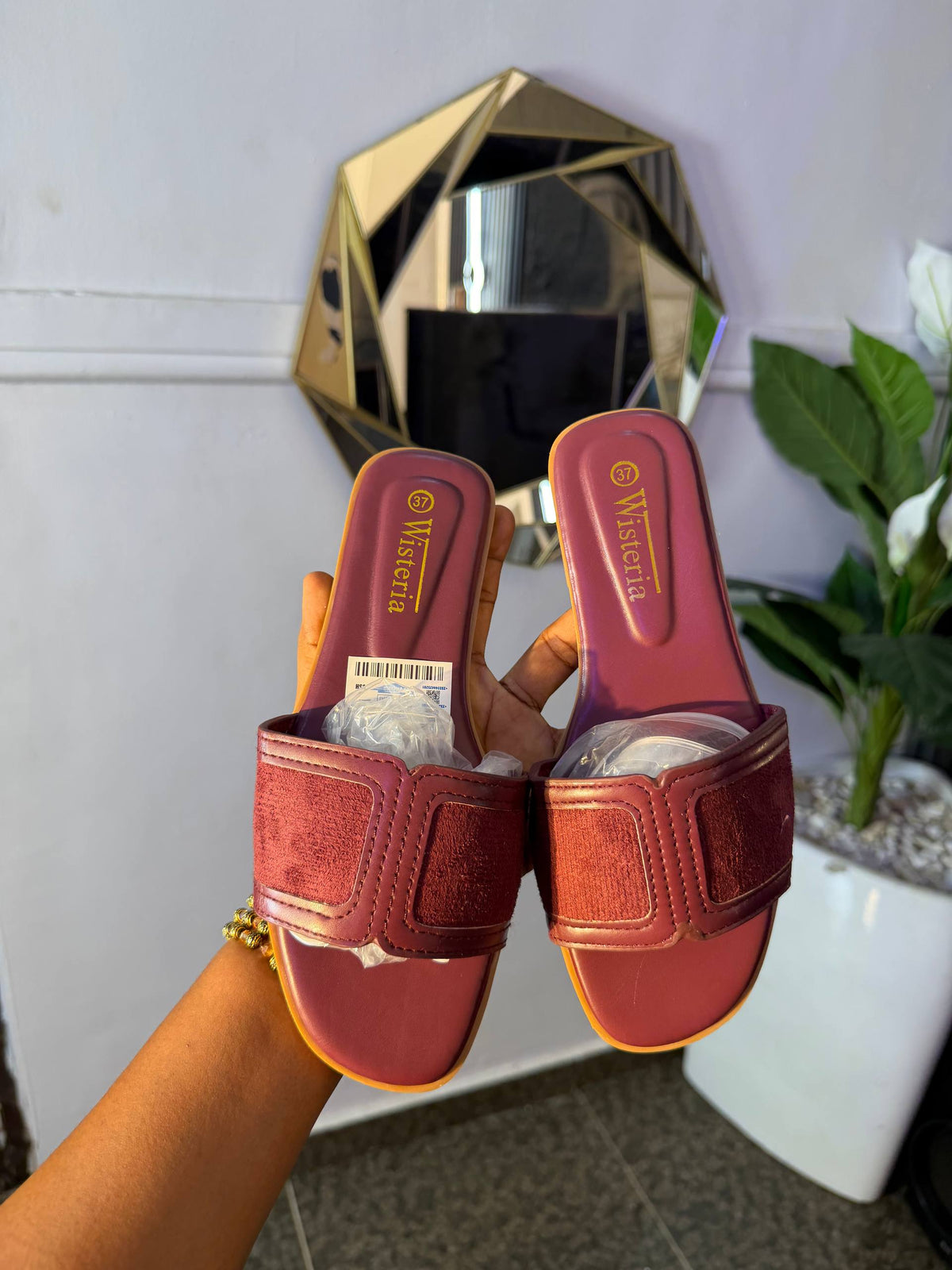 # 0 Wave slippers