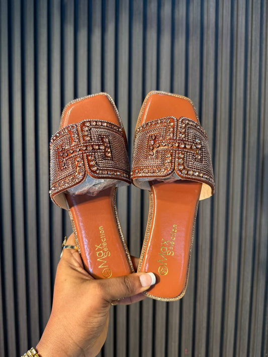 # 0 Pretty Slippers