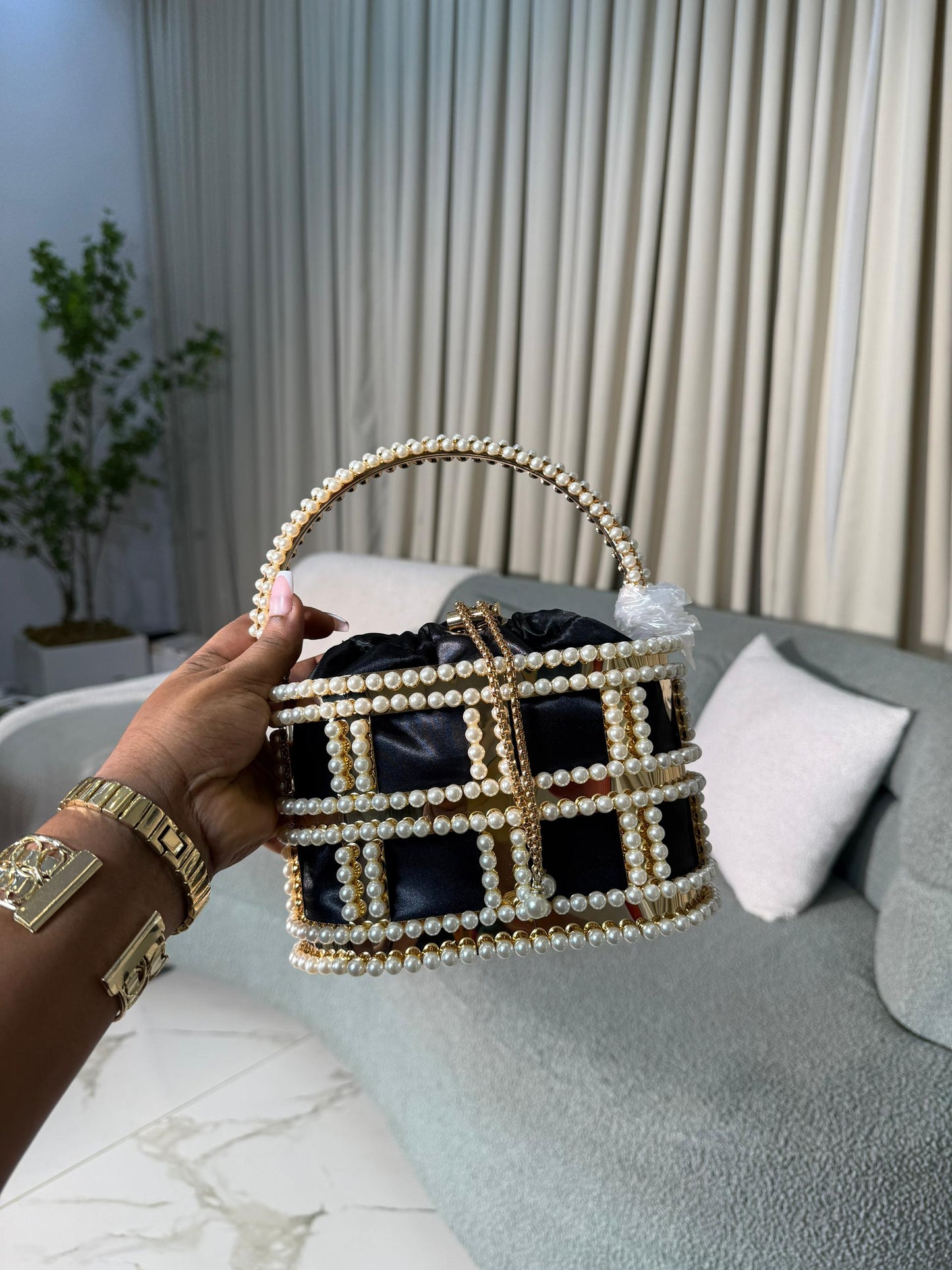 # 0 286 BEADED BOX BAG