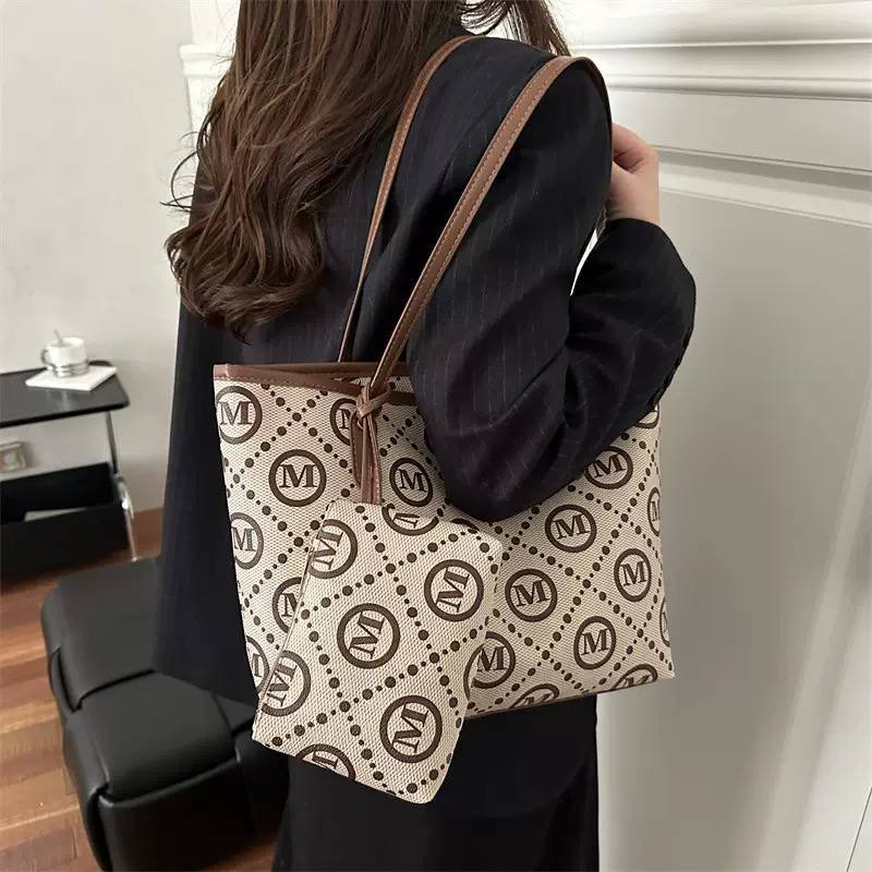 # 0 2 IN 1 MM TOTE BAG