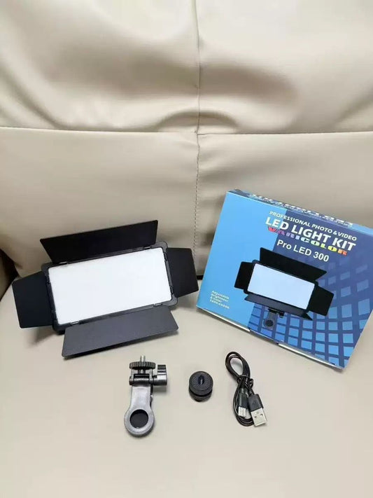 # 0 LED LIGHT 300 PRO