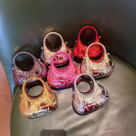 # 0 BABE CLUTCH MINI BAG