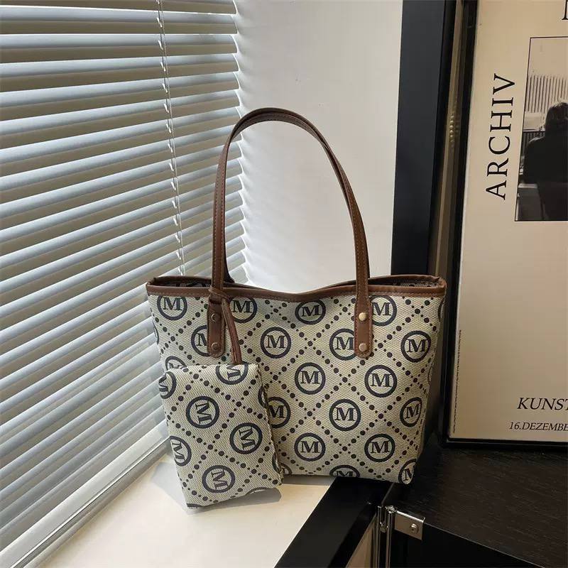 # 0 2 IN 1 MM TOTE BAG