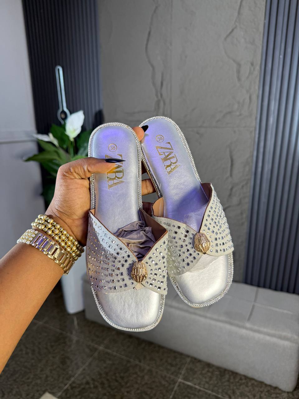 # 0 ZARA SLIPPERS