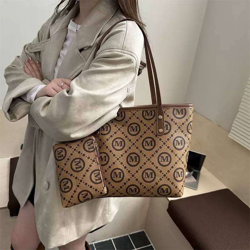 # 0 2 IN 1 MM TOTE BAG