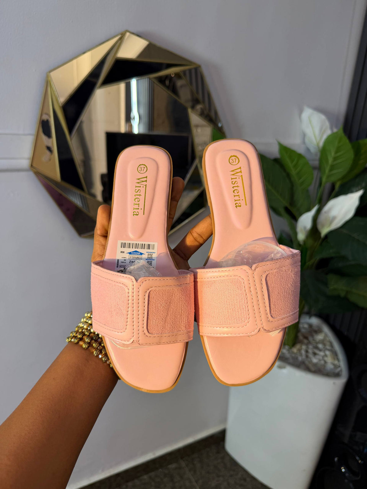 # 0 Wave slippers