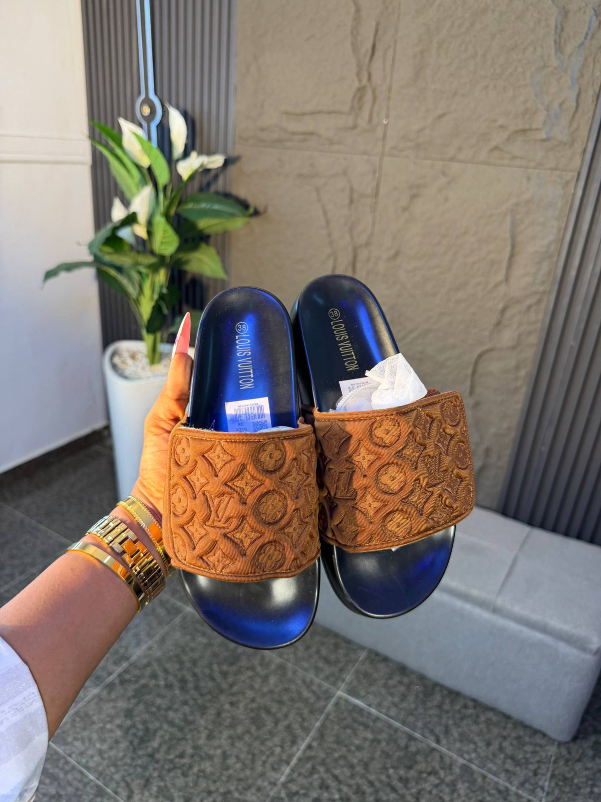 # 0 Big sole Louis Vuitton slippers