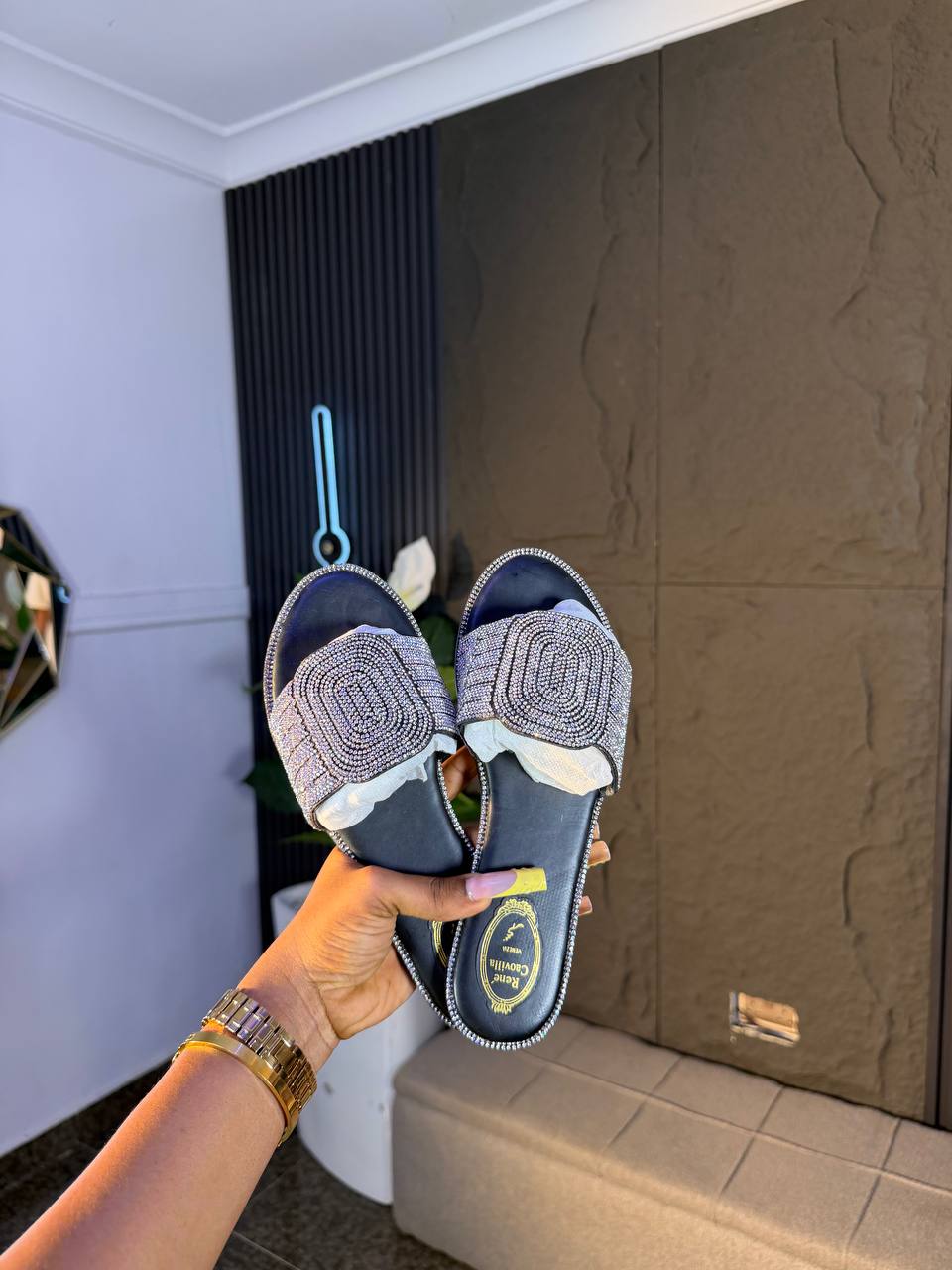 # 0 RENE SLIPPERS