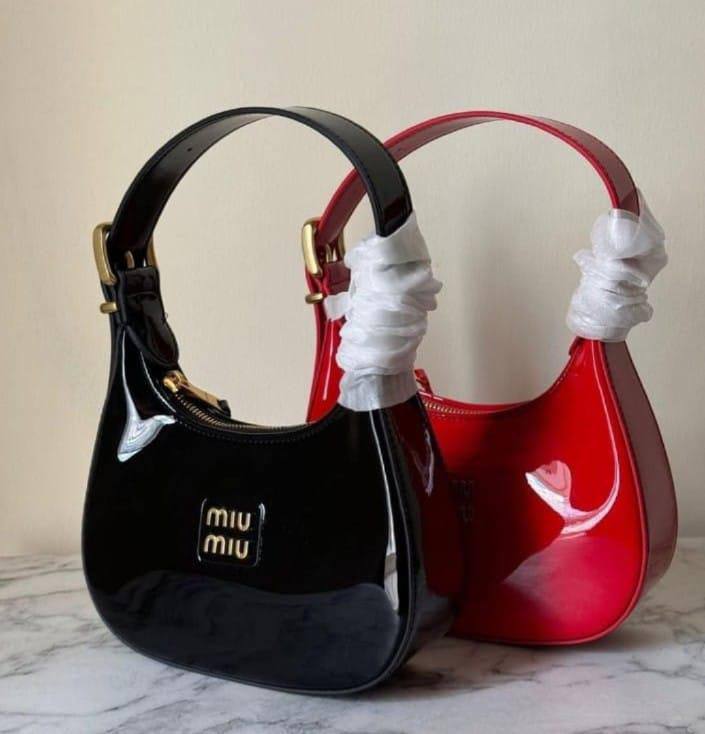 # 0 Y31 shoulder bag