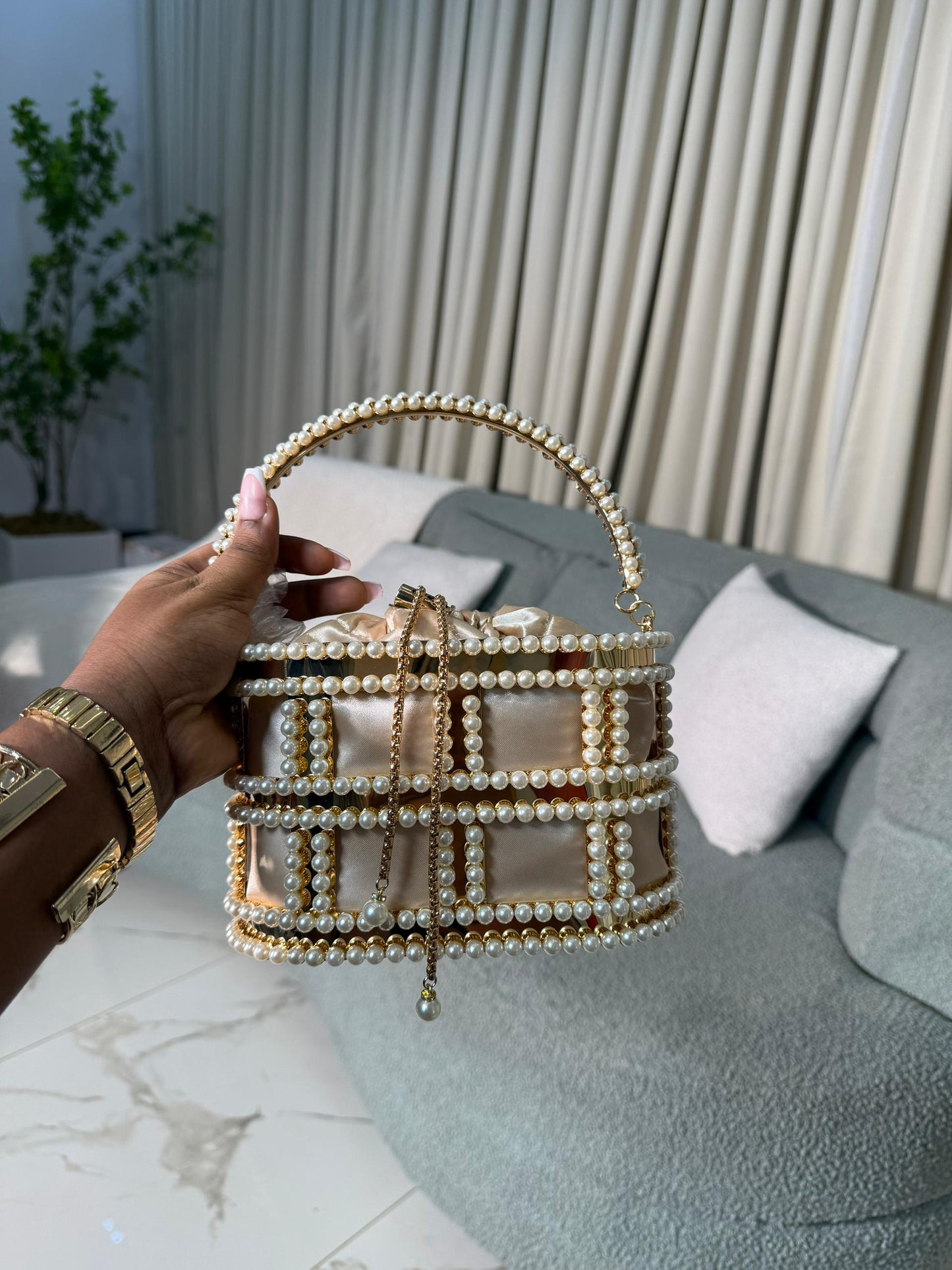 # 0 286 BEADED BOX BAG