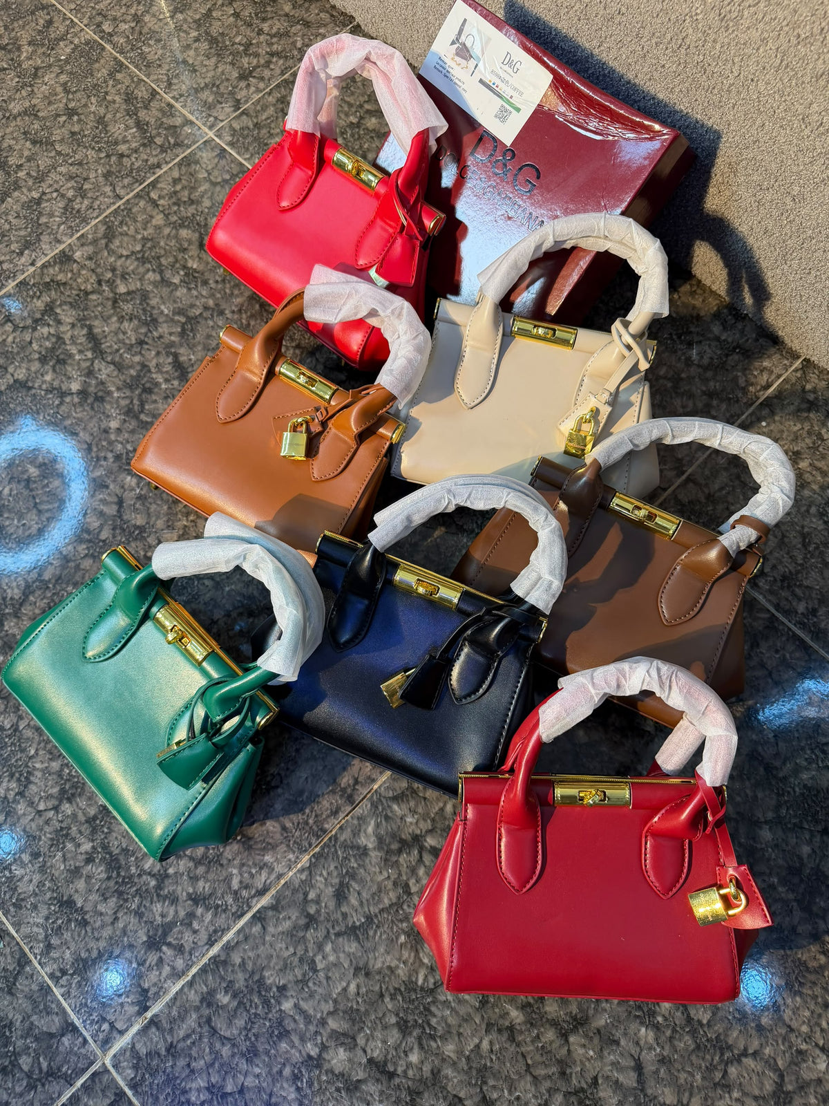 # 0 D and G BOX BAG